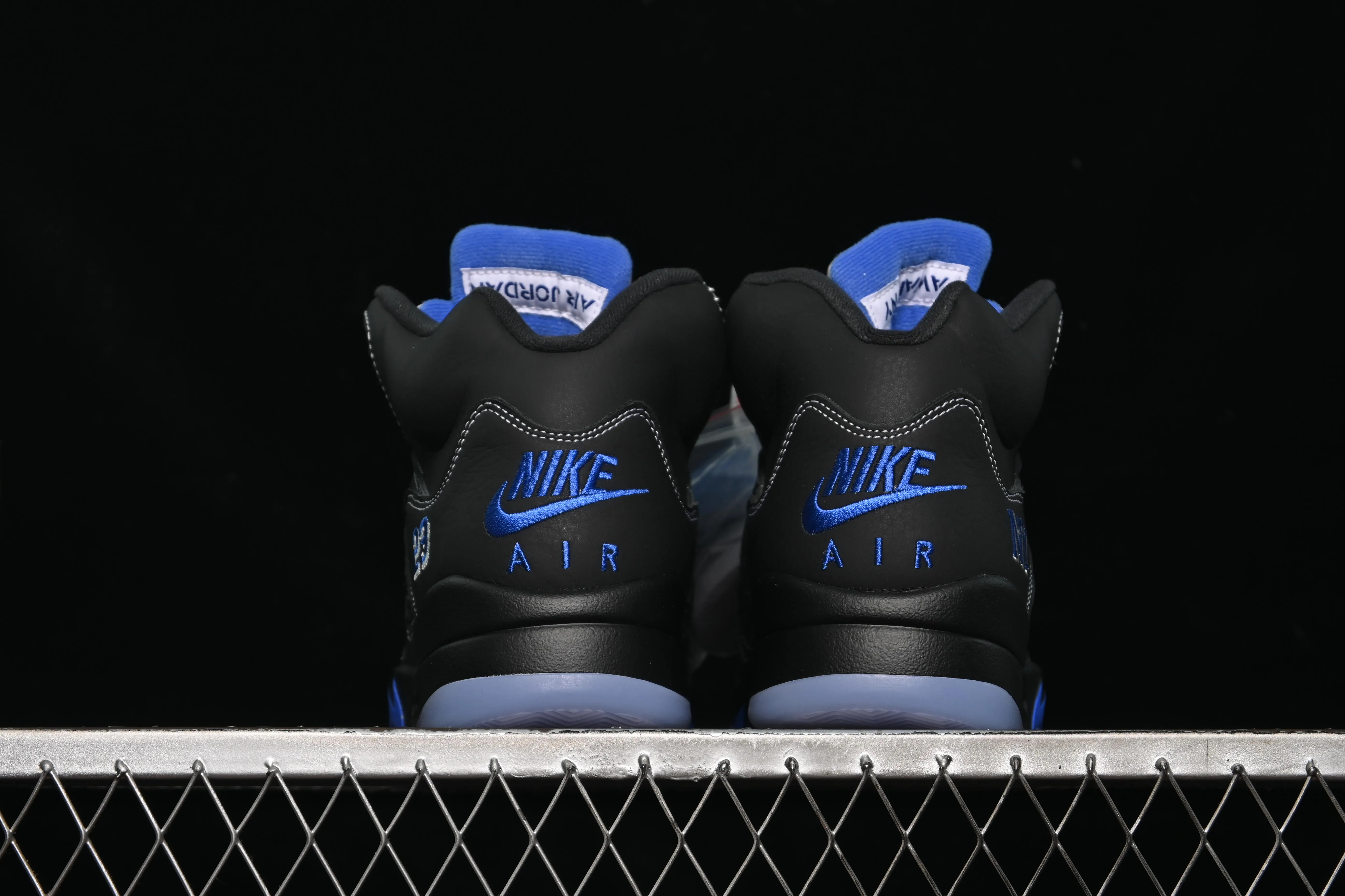 All categories Air Jordan Jordan series basketball shoes Air Jordan 5 OG version Awake NY x Air Jordan 5 "Black Metallic" AJ5 Joe 5 joint model black and gray DV4982-004
